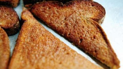 Гренки с корицей в духовке