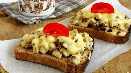 Гренки с шампиньонами
