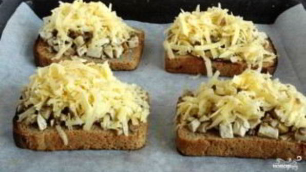 гренки с шампиньонами