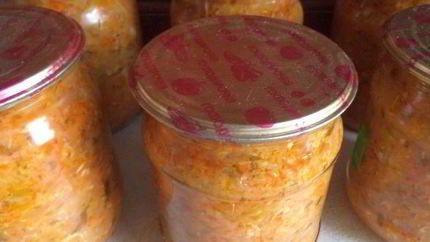 Икра кабачковая с овощами