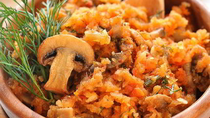 Кабачковая икра с шампиньонами