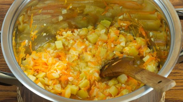 кабачковая икра с томатной пастой на зиму