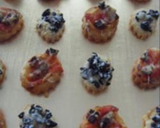 Канапе из слоеного теста