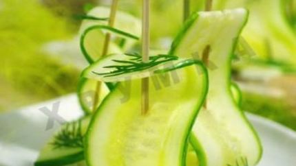 Канапе Парус с огурцами и сыром фета