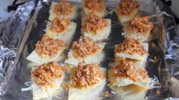 канапе с чипсами