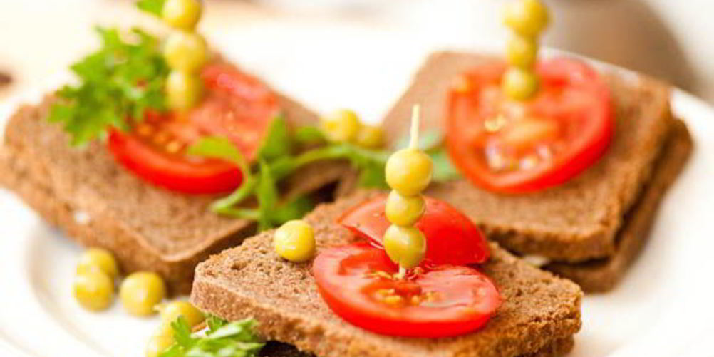 Рецепт канапе с салом