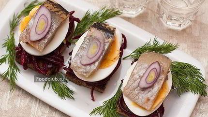 Канапе с селедкой