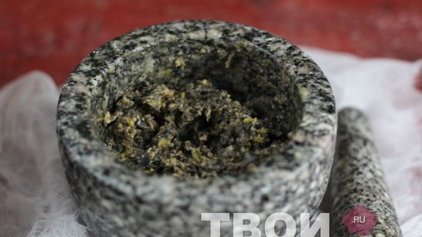 канапе с семгой и паштетом из оливок и маслин