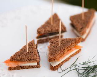 Канапе с семгой