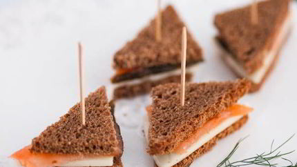 Канапе с семгой