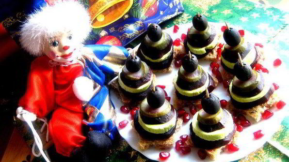 пикантные канапе из свеклы