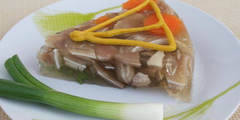 Рецепт холодца из свиных ушей