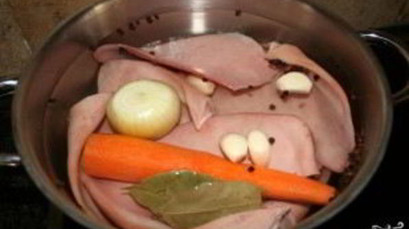 холодец из свиных ушей