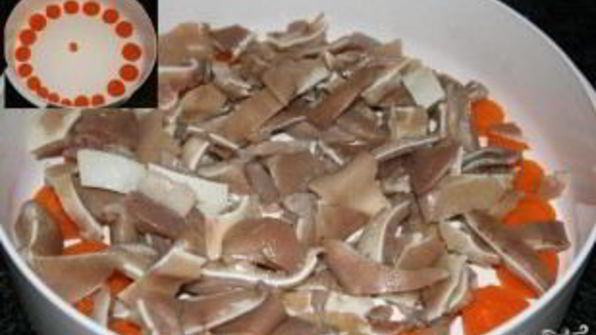 холодец из свиных ушей