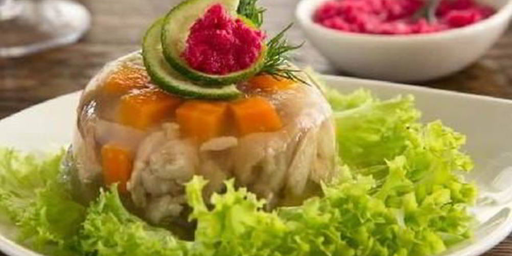 Рецепт праздничного холодца из свинины