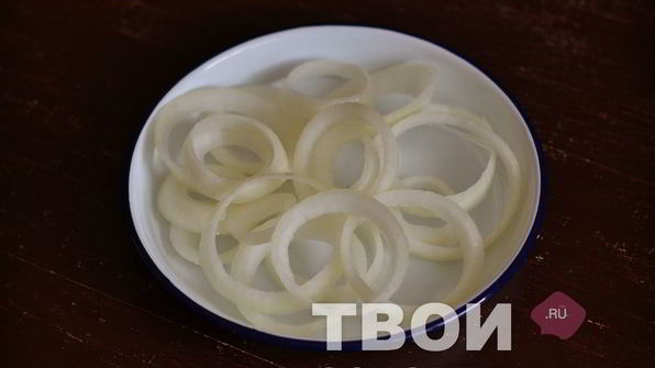 луковые кольца в кляре