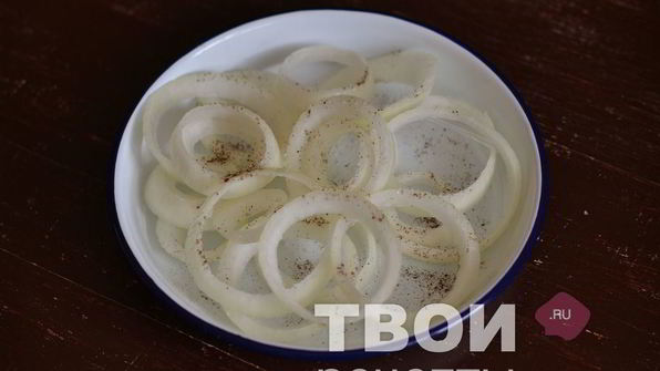 луковые кольца в кляре