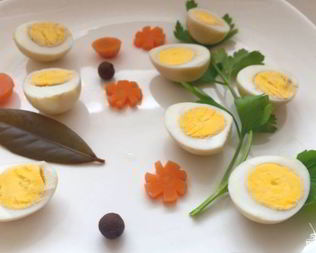 Маринованные перепелиные яйца