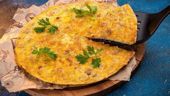 ароматная фриттата с тунцом