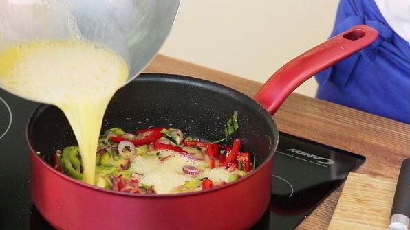 фриттата со сладким перцем и фетой