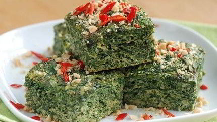 Кюкю с зеленью