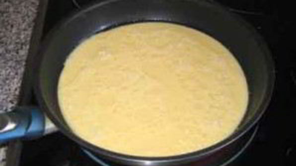 омлет с икрой