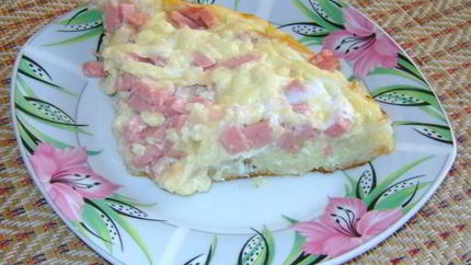 Омлет с колбасой в мультиварке