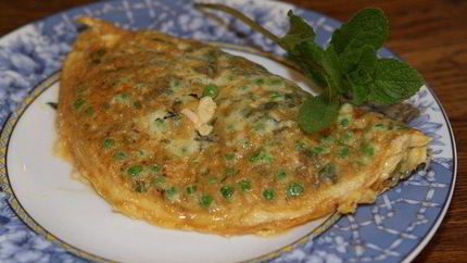 Омлет с мятой и зеленым горошком