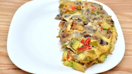 Омлет с сыром и овощами