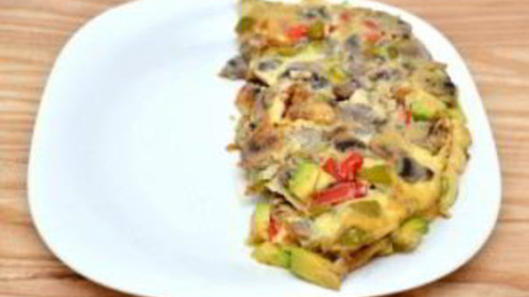 омлет с сыром и овощами