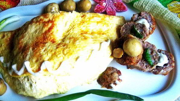 омлет с тефтельками мишка под одеялом