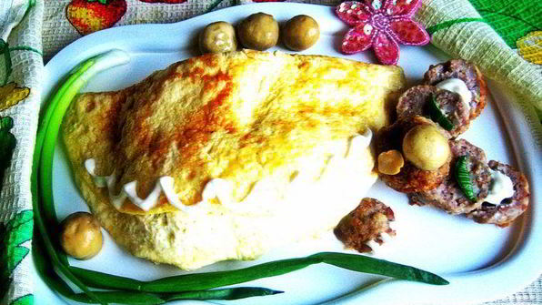 омлет с тефтельками мишка под одеялом