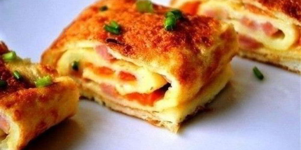 Рецепт омлета с ветчиной и помидорами