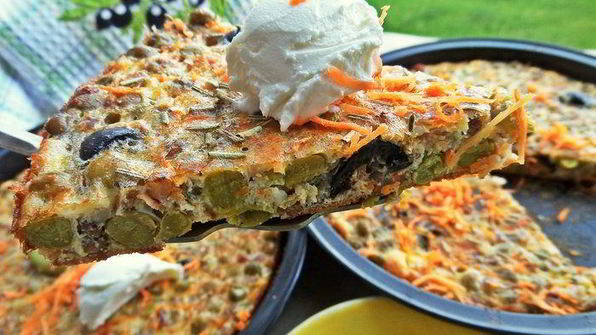 омлеты с гречкой и маслинами