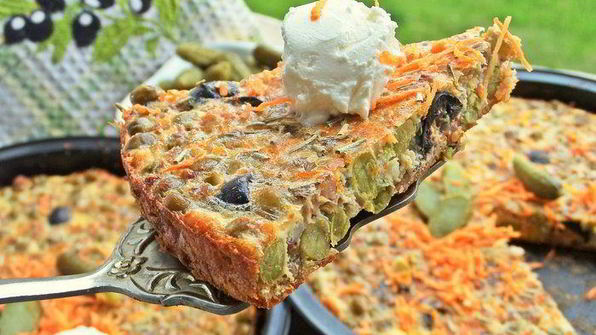 омлеты с гречкой и маслинами