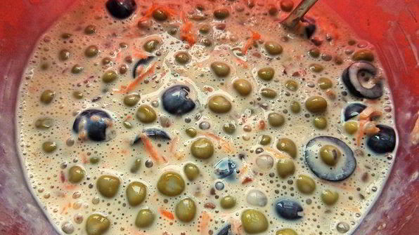 омлеты с гречкой и маслинами