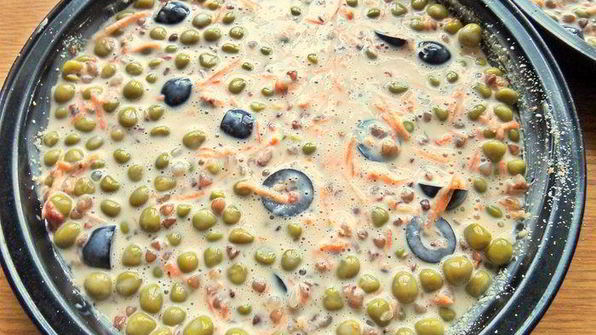 омлеты с гречкой и маслинами