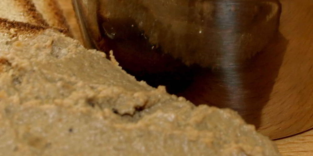 Рецепт куриного паштета с морковью и луком