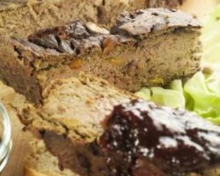 Паштет из куриной печени c фисташками