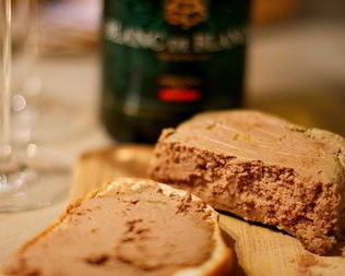 Паштет из куриной печени с портвейном