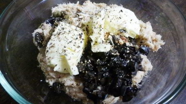 паштет из запеченной скумбрии с чесноком