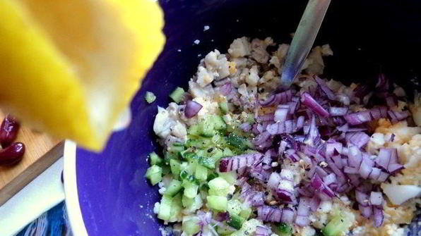 селедочный паштет на фасолевых котлетах