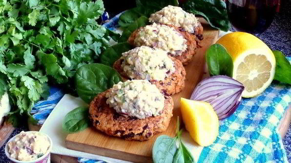 селедочный паштет на фасолевых котлетах