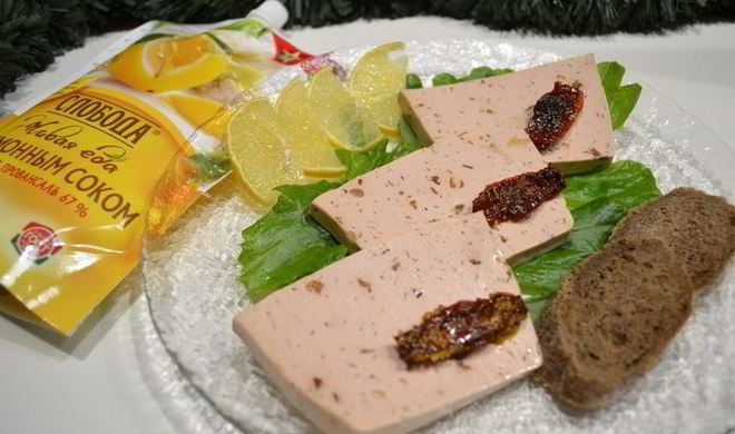 Сливочный паштет из лосося с зеленью