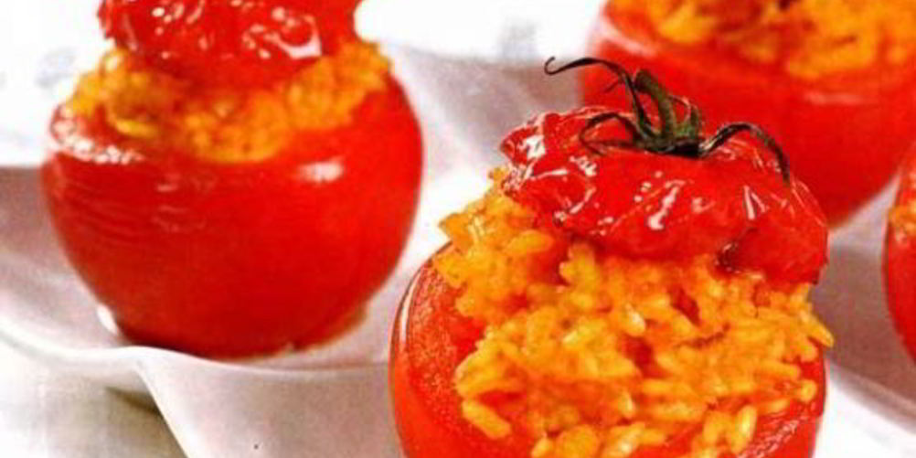 Рецепт помидоров, фаршированных пряным рисом