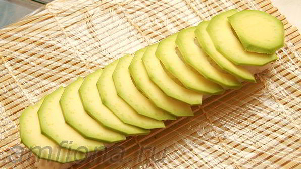 ролл гусеница