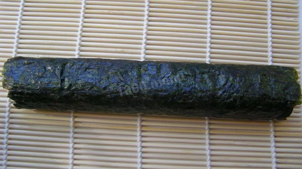 роллы с лососем