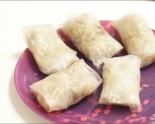 Спринг-роллы с куриным фаршем и грибами