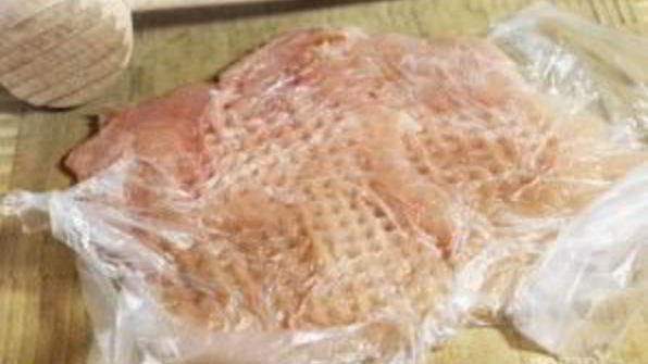 куриные рулетики с курагой и беконом