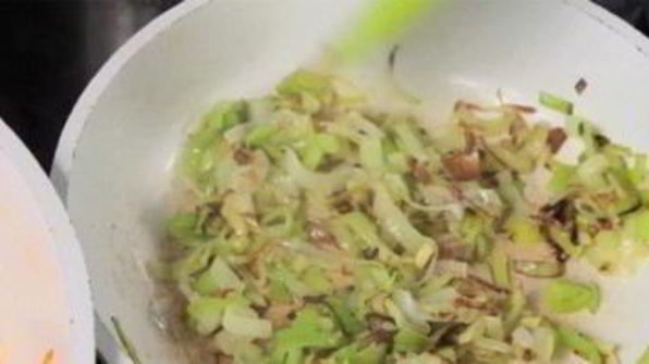 мясной рулет с морковью